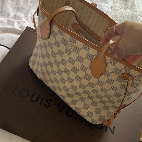 Louis Vuitton Accessories - Louis Vuitton never full )smaller version) Pm?